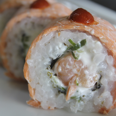 77. HOT ROLL (8 bocados)